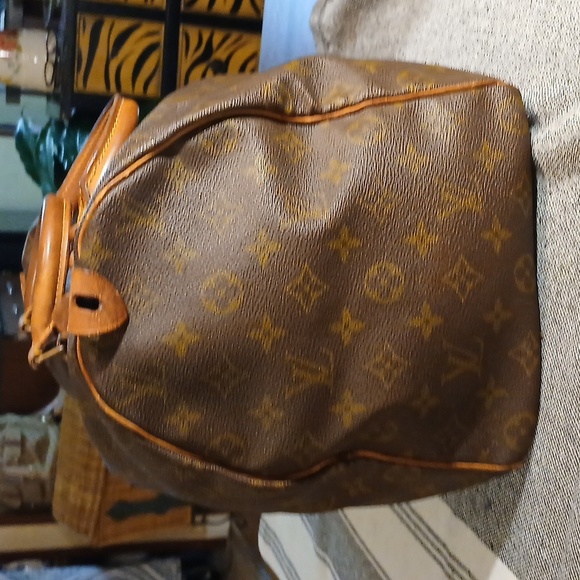 Louis Vuitton  Monogram Speedy 30 Hand Bag - Picture 3 of 16